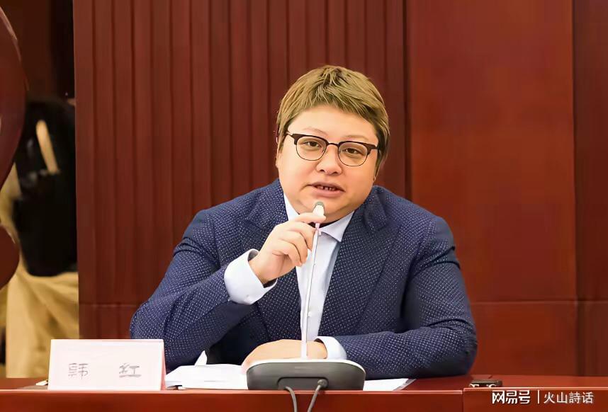越闹越大！6000万救护车采购陷罗生门：韩红基金会和上汽大通车企，两边说法完全不一样