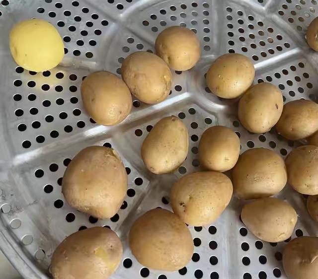反杀开始！华为昇腾950PR登陆韩国：四分之一价格干翻英伟达H20